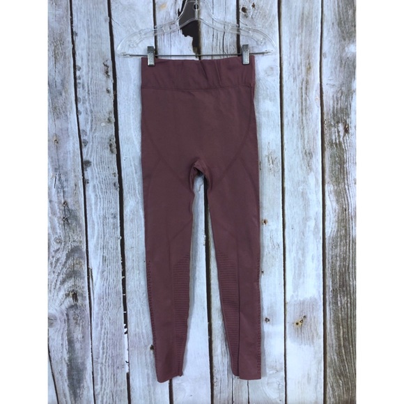 Fabletics High Waisted Sculptknit Charisma 7/8 Athletic Leggings - Picture 1 of 6